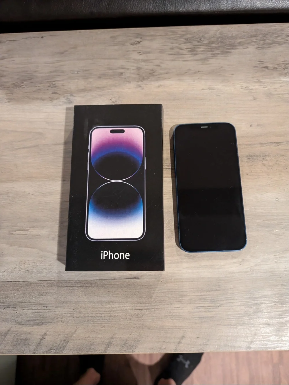 Apple iPhone 12 Blue